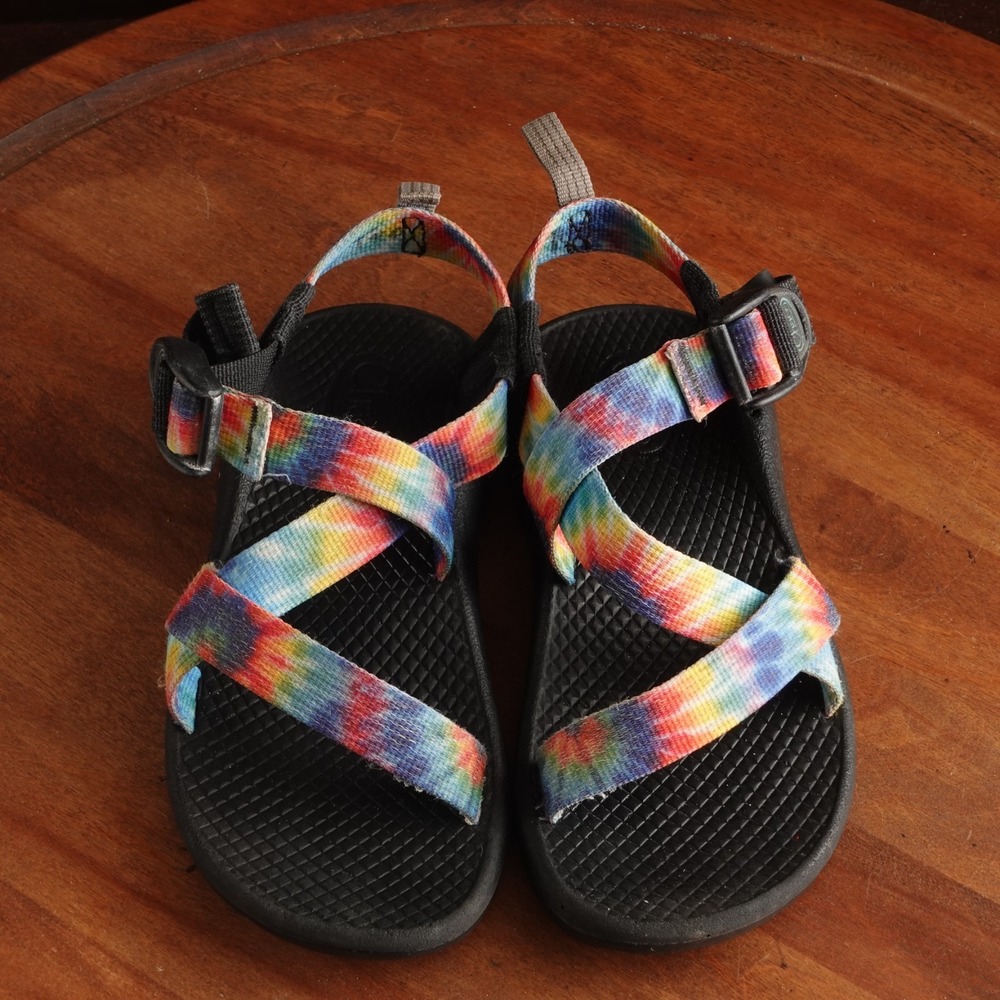 Chaco Sandal Kids SZ 13 Rainbow Tie Dye Z/1 Classic Hiking Outdoor Gorpcore Shoe